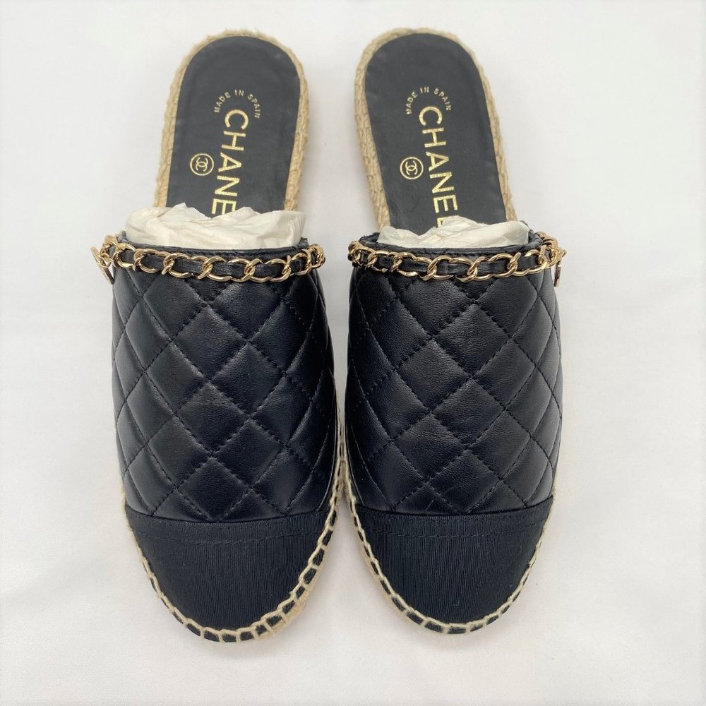 Chanel Black Quilted Lambskin Espadrille Mules w/Gold Chain Accent and CC Charm